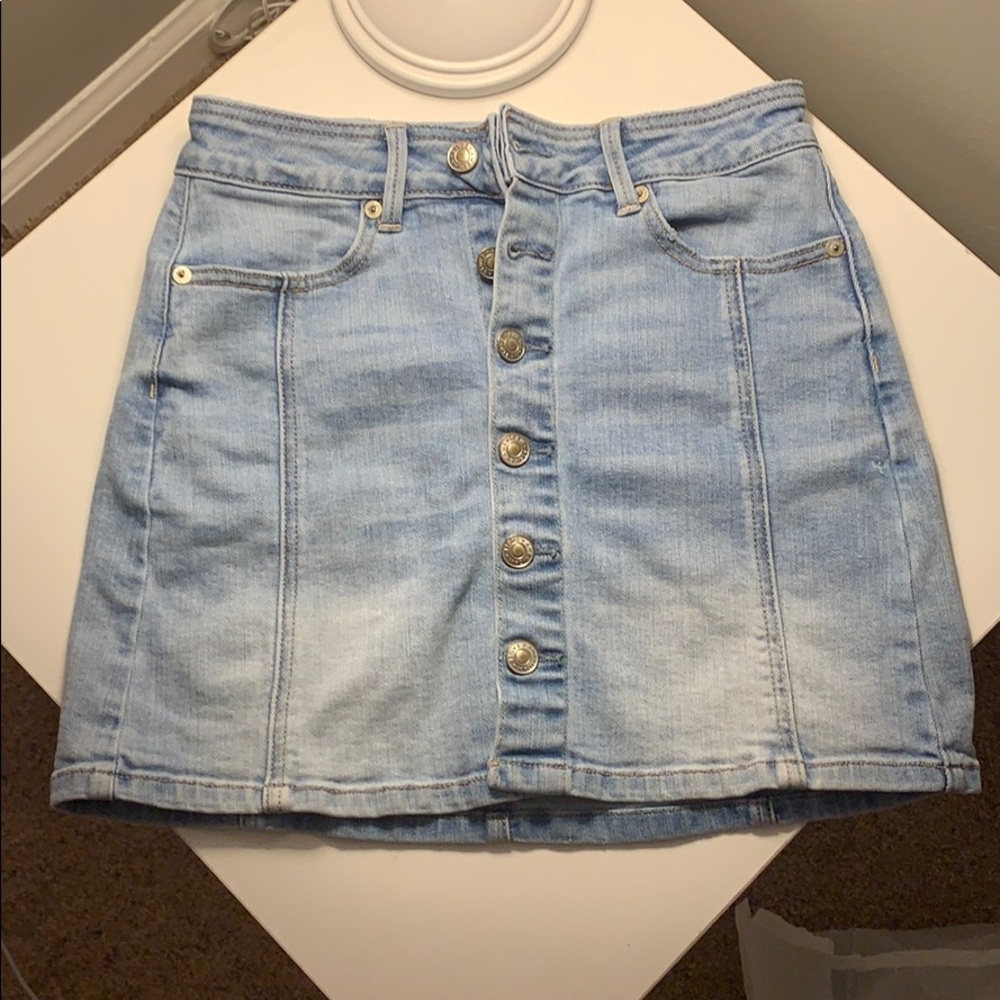 American Eagle denim button up jean skirt